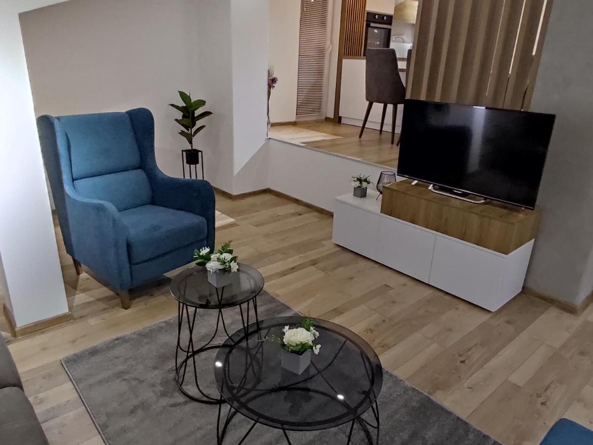 Apartamento Sky Luxury Arandjelovac Exterior foto