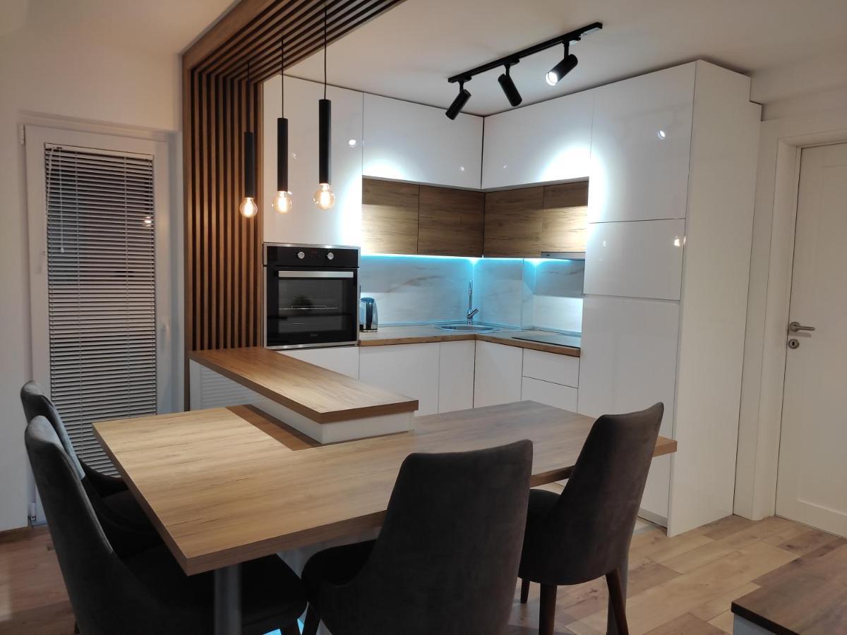 Apartamento Sky Luxury Arandjelovac Exterior foto