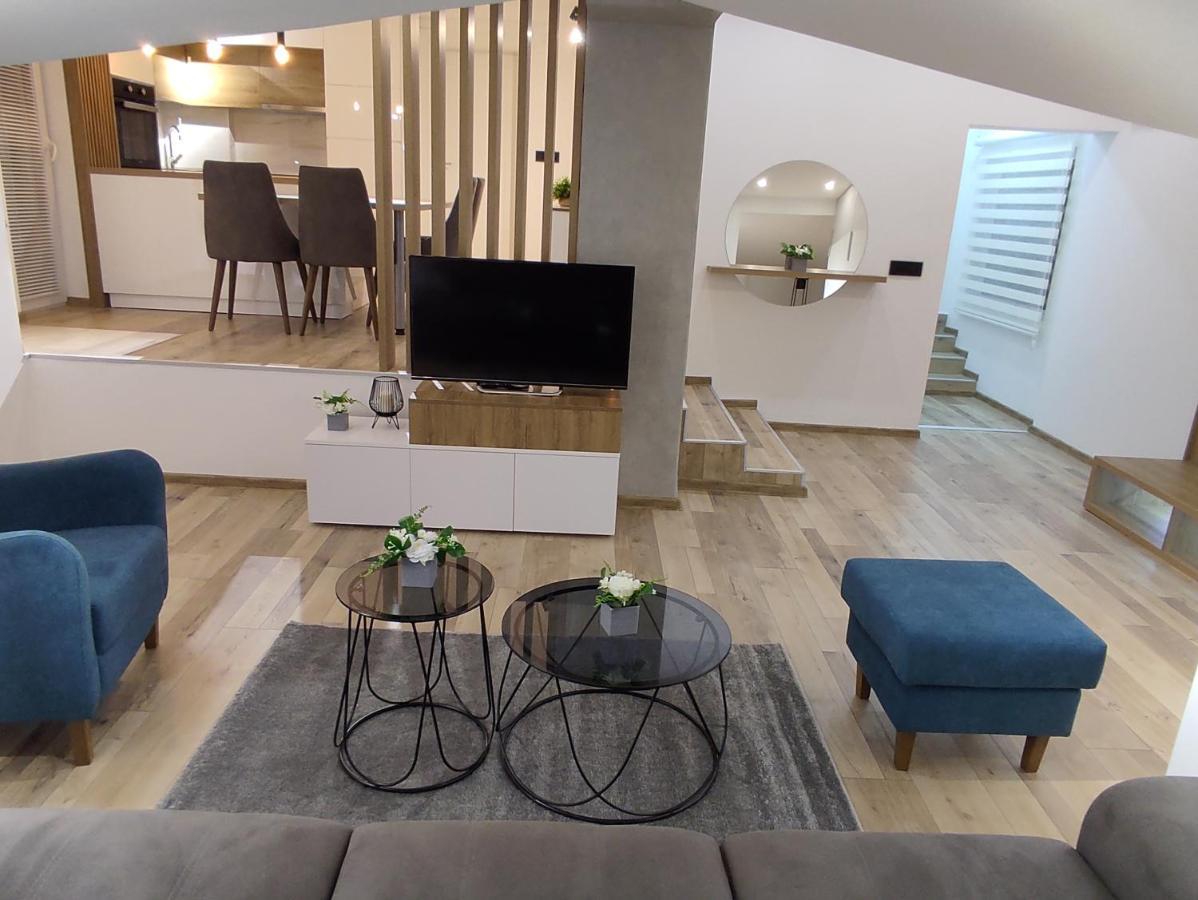 Apartamento Sky Luxury Arandjelovac Exterior foto