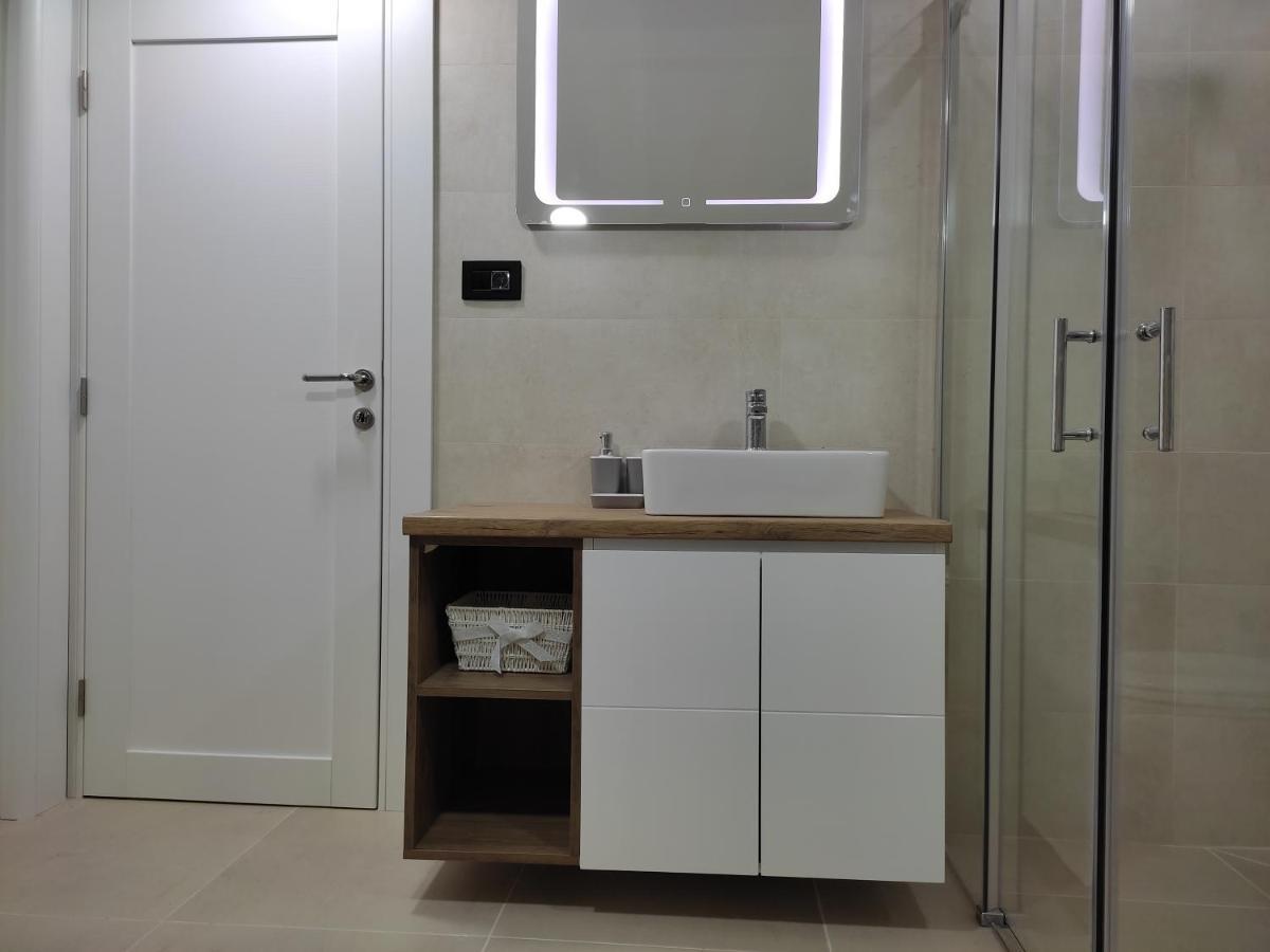 Apartamento Sky Luxury Arandjelovac Exterior foto