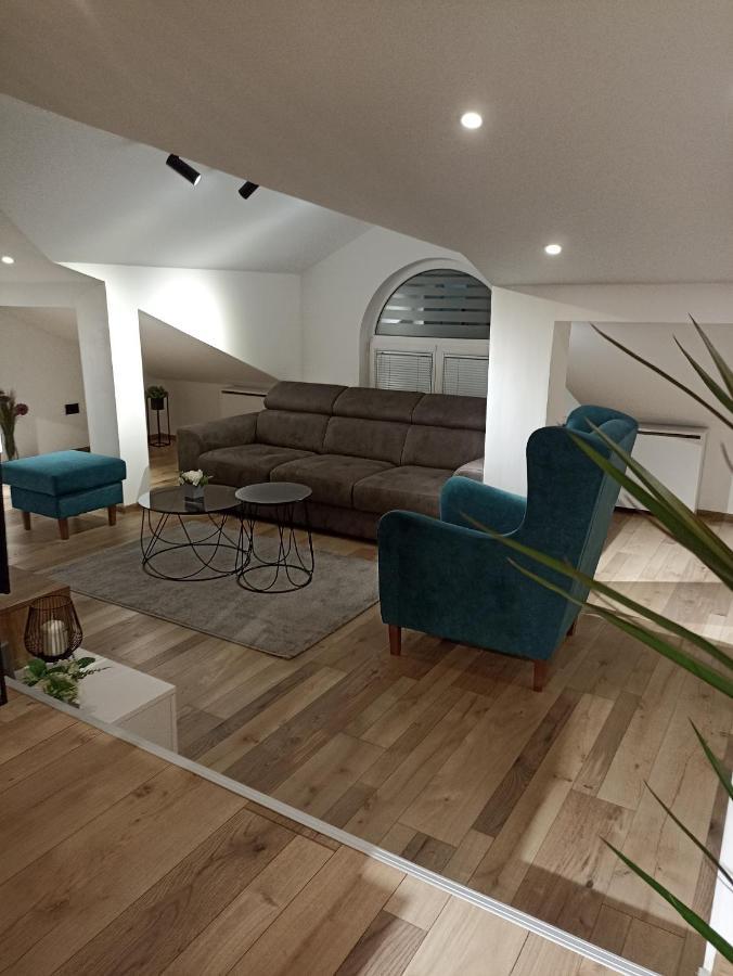 Apartamento Sky Luxury Arandjelovac Exterior foto