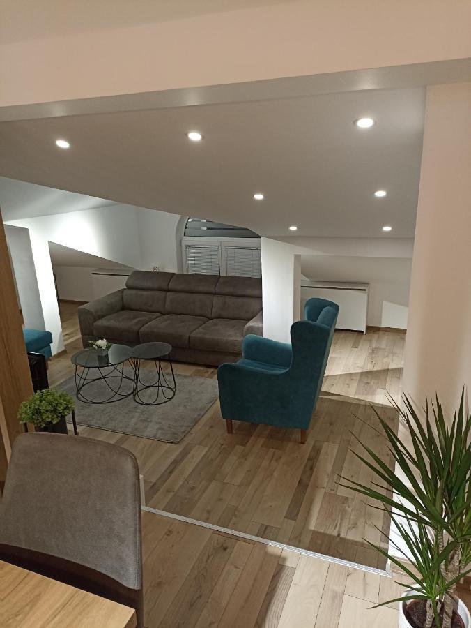 Apartamento Sky Luxury Arandjelovac Exterior foto